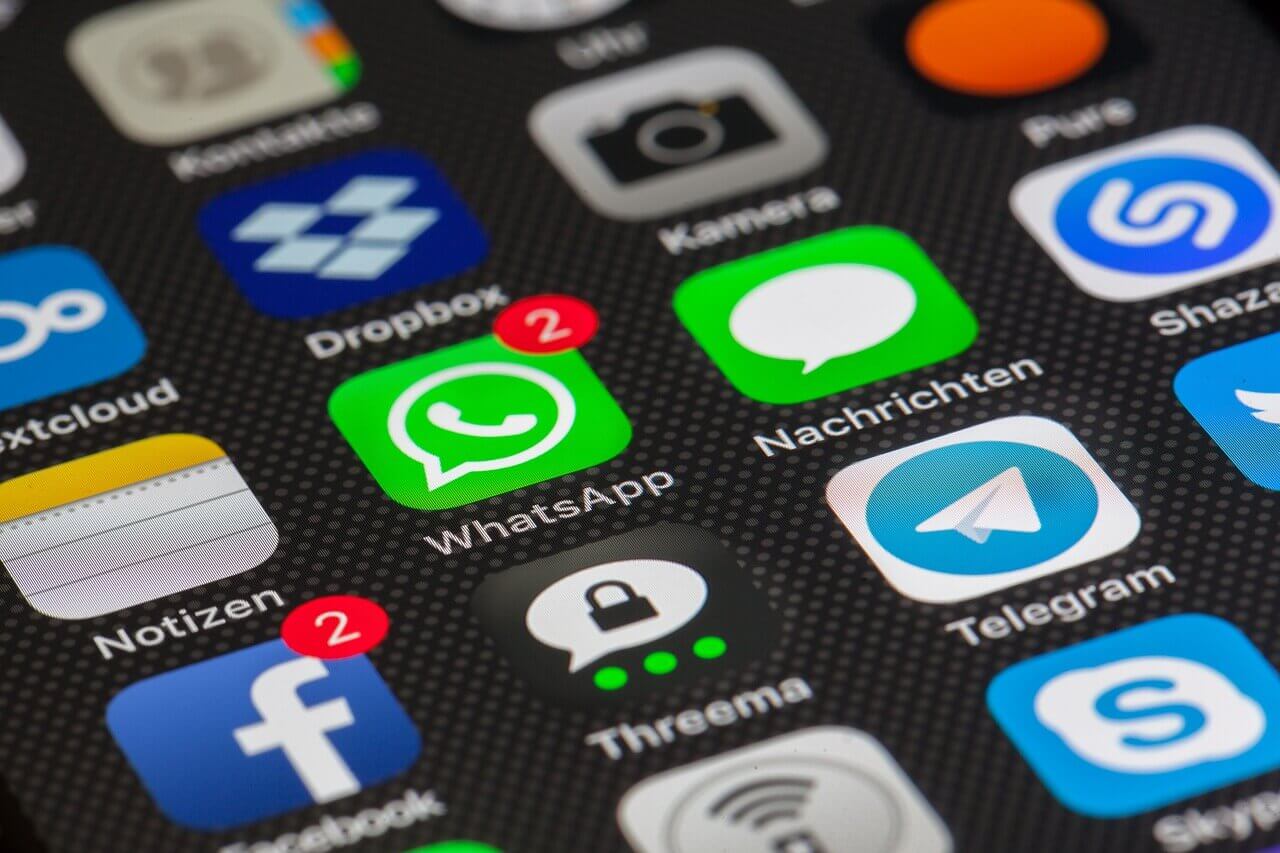 WhatsApp deletes Old Backups